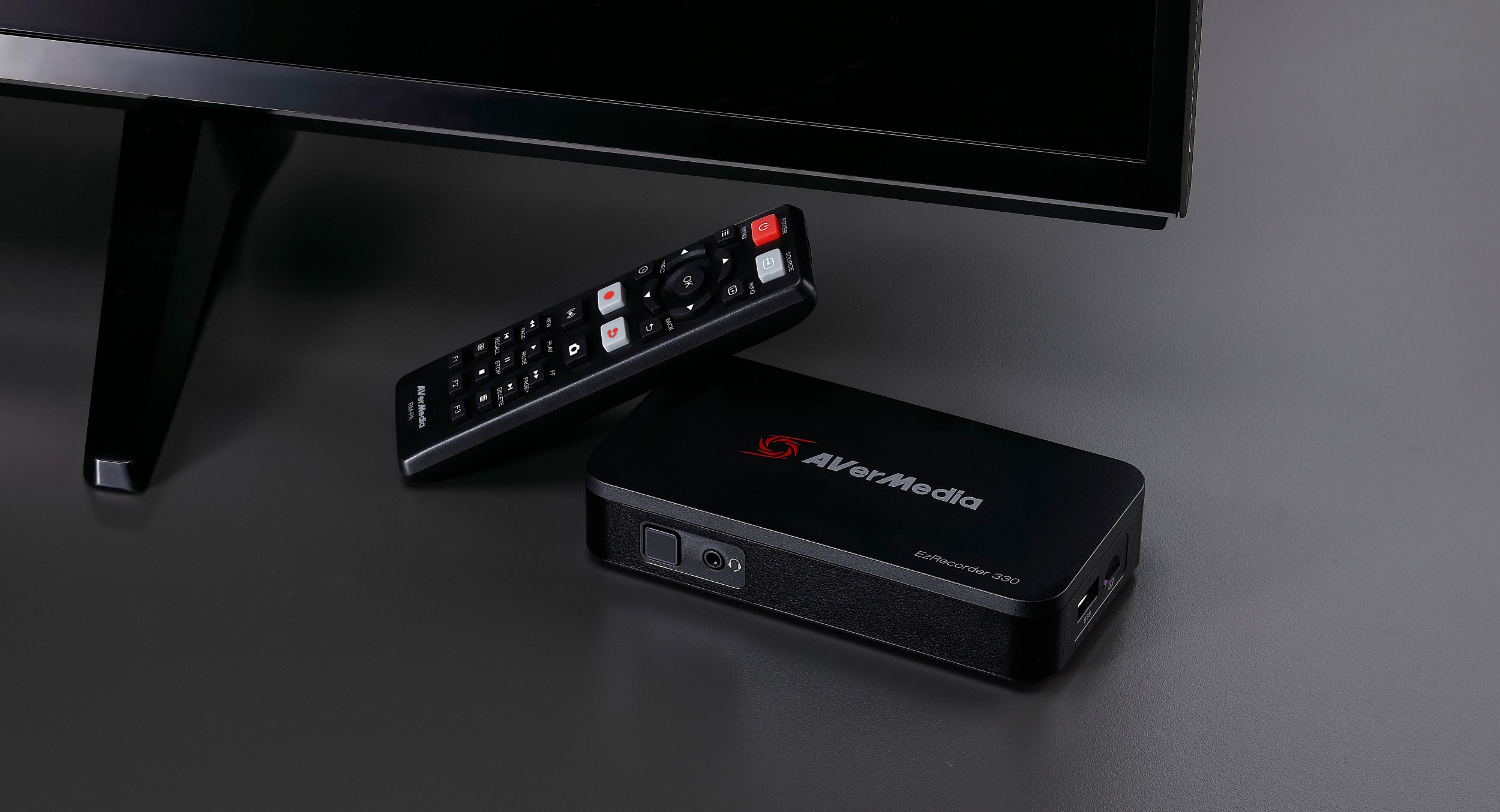 ER330G 4K Pass-Through Capture Card for Streaming | AVerMedia